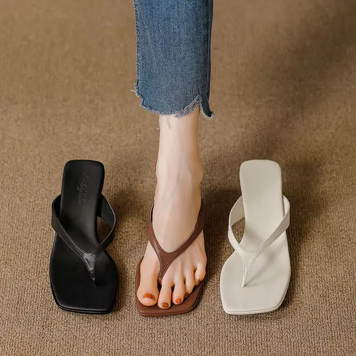 Sandales à talons chaton pour femmes