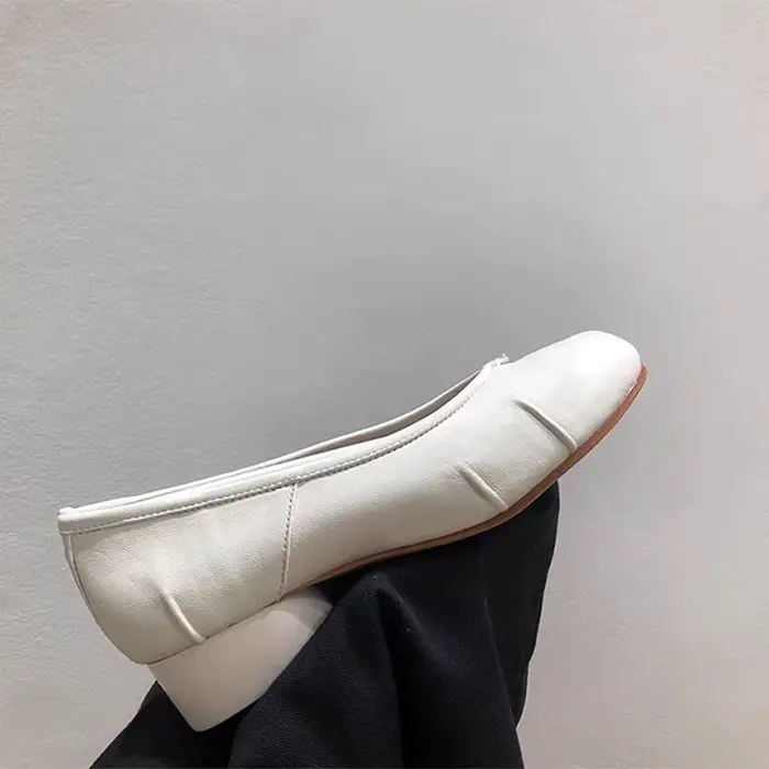 Escarpins Tabi en cuir véritable pour femme, à bout fendu, plissés, à talon bas, semelles souples, s