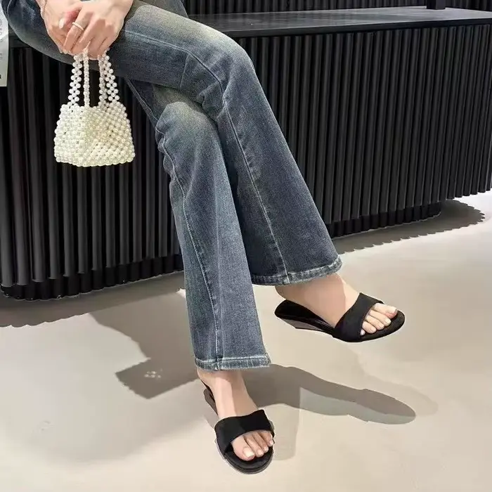 Nouvelles sandales compensées imprimé léopard pour femme