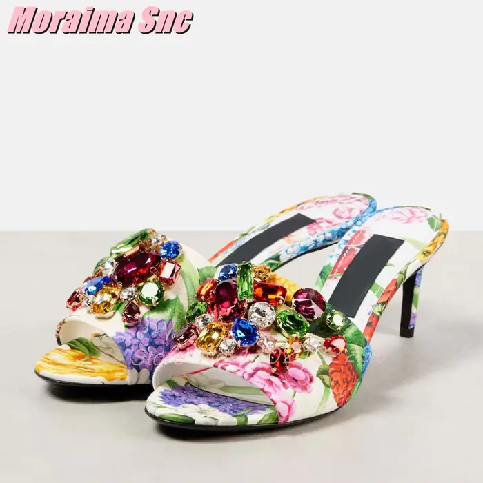 Mules de luxe avec pierres précieuses en cristal