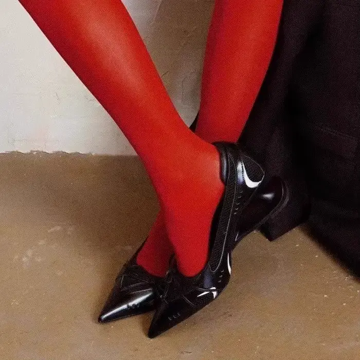 Nouvelles Escarpins d'été 2026 pour femmes à bout pointu avec talon flottant unique et nœud