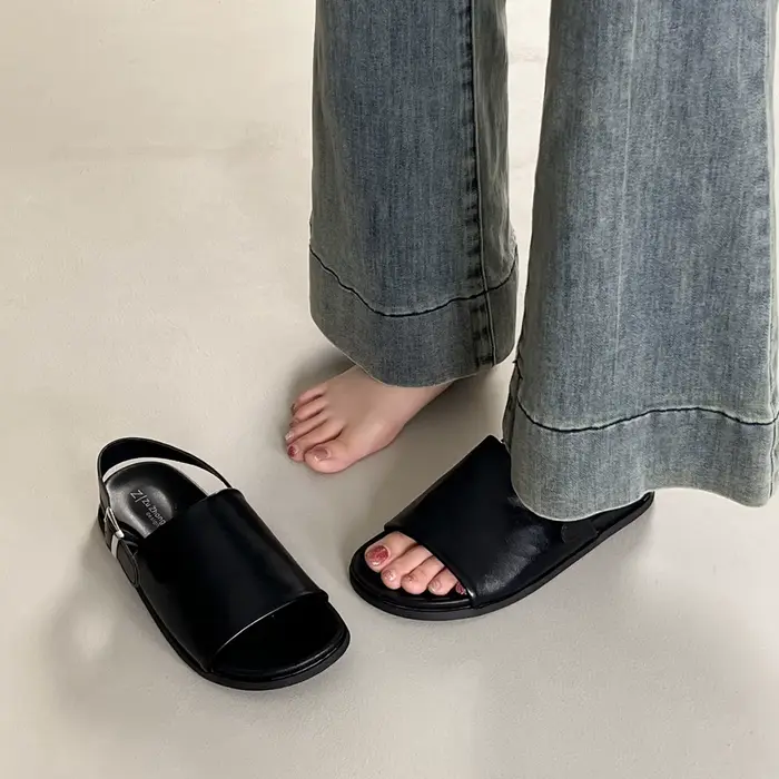 Sandales Minimalistes et Tendance à Semelle Épaisse et Bout Rond