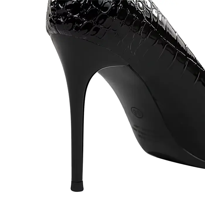 Escarpins à talons aiguilles pour femmes