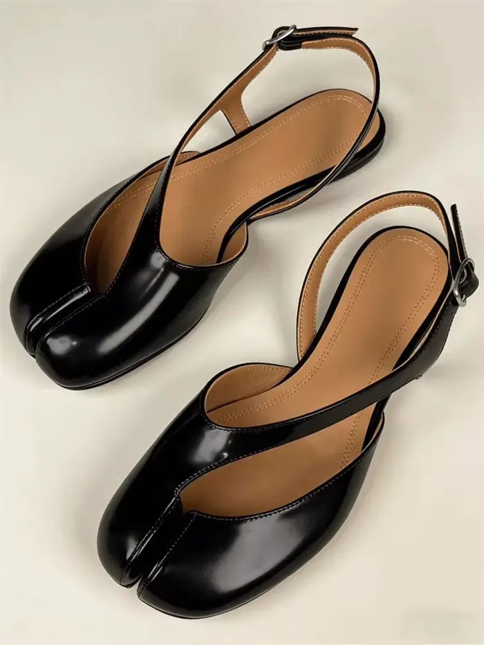 Sandales plates Tabi de luxe pour femme, en cuir verni, à bout fendu, style slingback, chaussures de