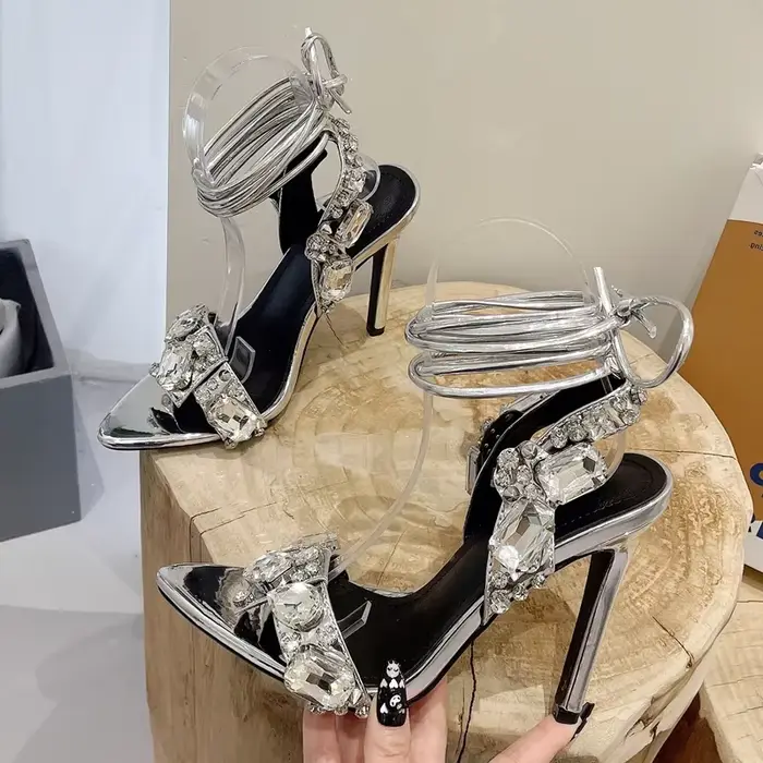 Sandales d'été dorées Aneikeh 2026 à talons hauts pour femmes, avec strass et cristaux, à bout point