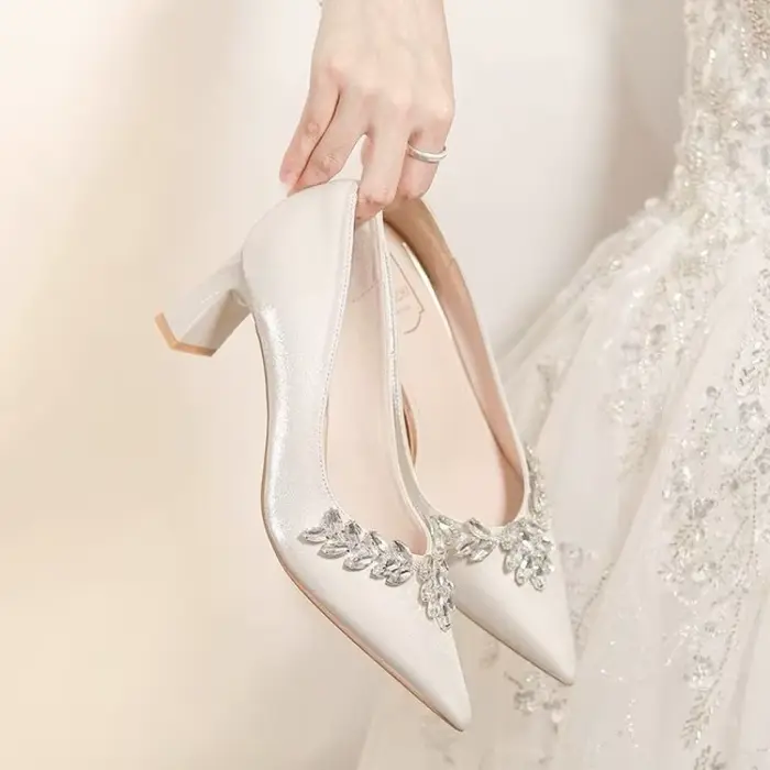 Chaussures simples à bout pointu et bouche peu profonde, escarpins à paillettes antidérapants et rés