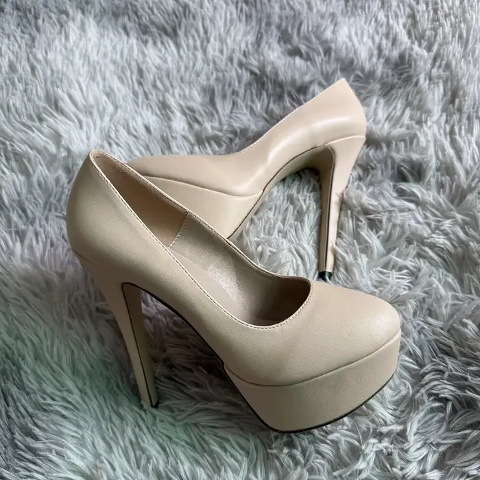 Escarpins à talons hauts pour femmes