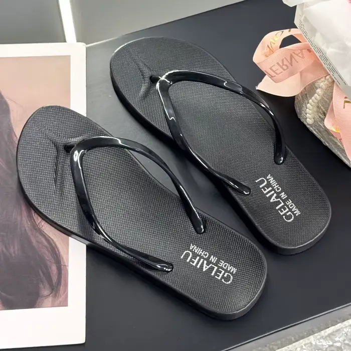Nouvelles sandales de plage tendance pour femmes, pour l'extérieur, classiques, simples, couleur uni