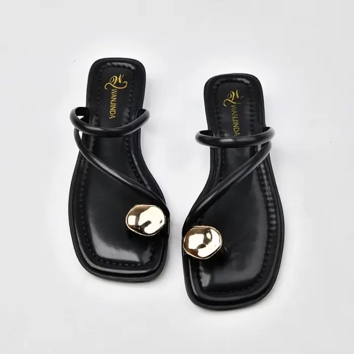 Sandales à talons bas à la mode pour femmes