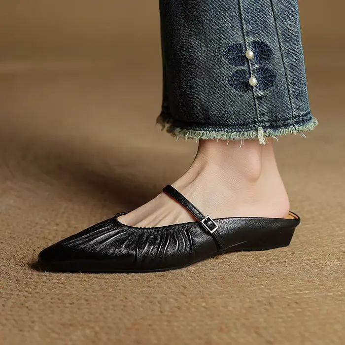 Mules d'été en cuir véritable pour femmes, chaussures à bout pointu et à talons bas, pantoufles mode