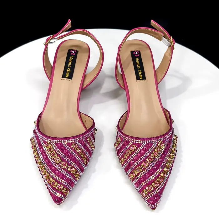 2025 brillant mode italienne bout pointu femmes talon mode strass décoration couleur Fuchsia chaussu