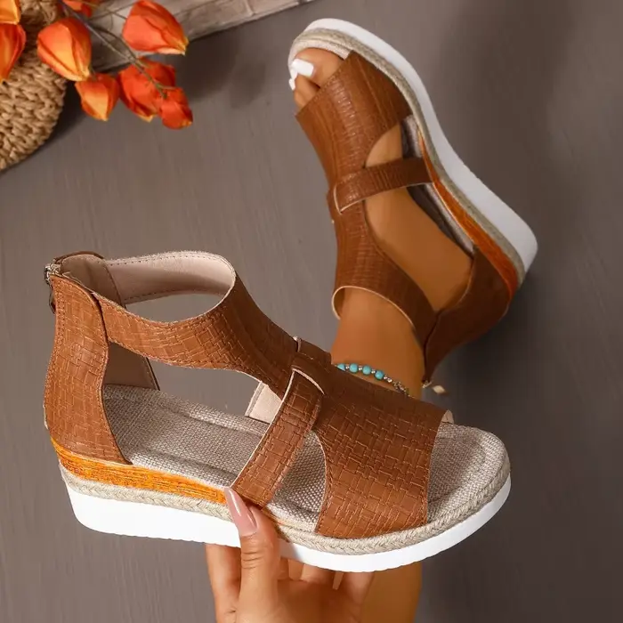 Sandales compensées ouvertes pour femme