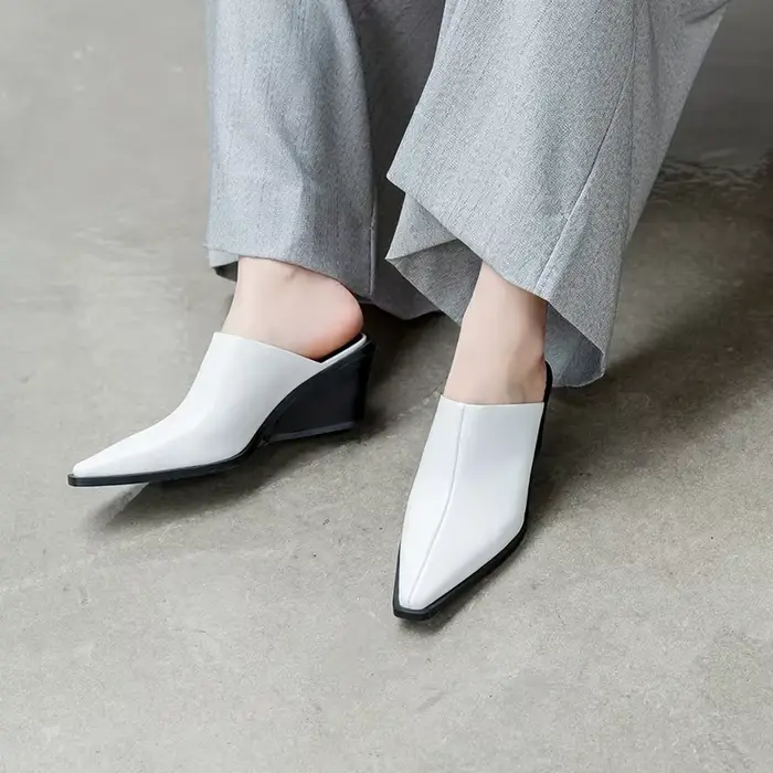 Mules en cuir véritable pour femmes