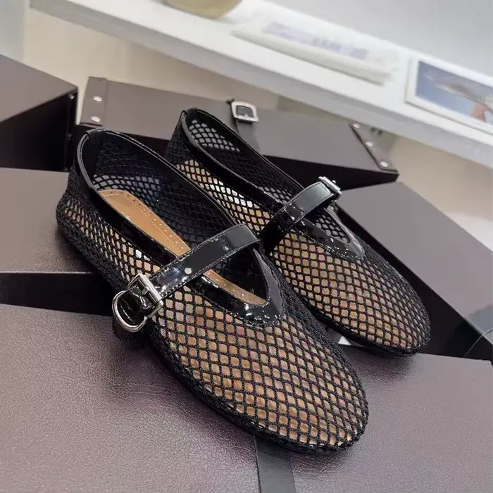 Nouvelles chaussures Mary Jane pour femmes, style résille de pêche, avec semelle plate de type balle