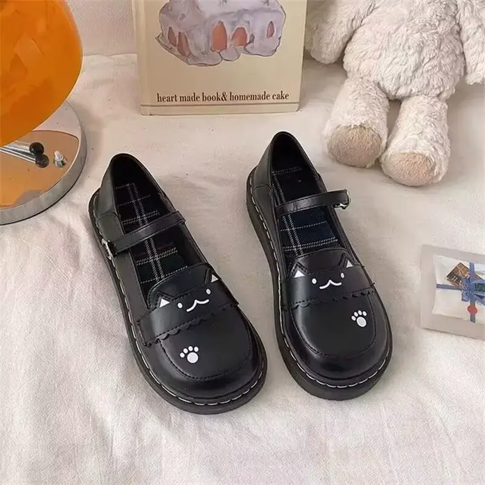 Escarpins à fond épais de Style britannique pour femmes, chaussures simples à boucle, chaussures pla