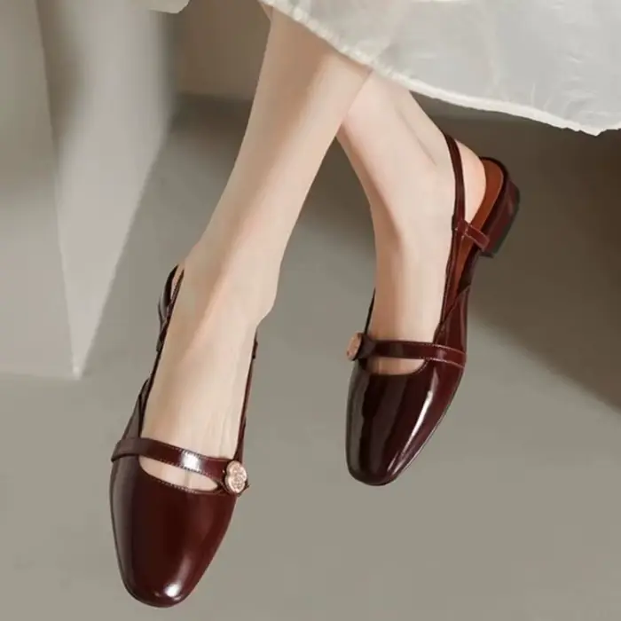 Sandales à talons beiges pour femmes