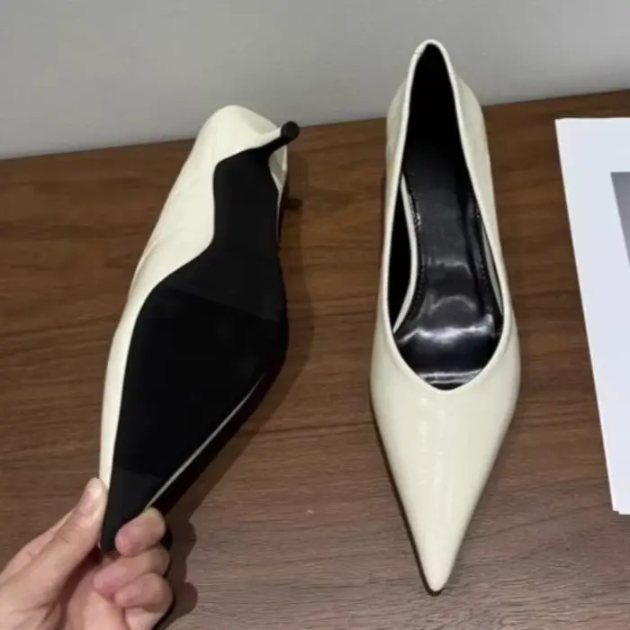 Chaussures à talons hauts en cuir pour femmes