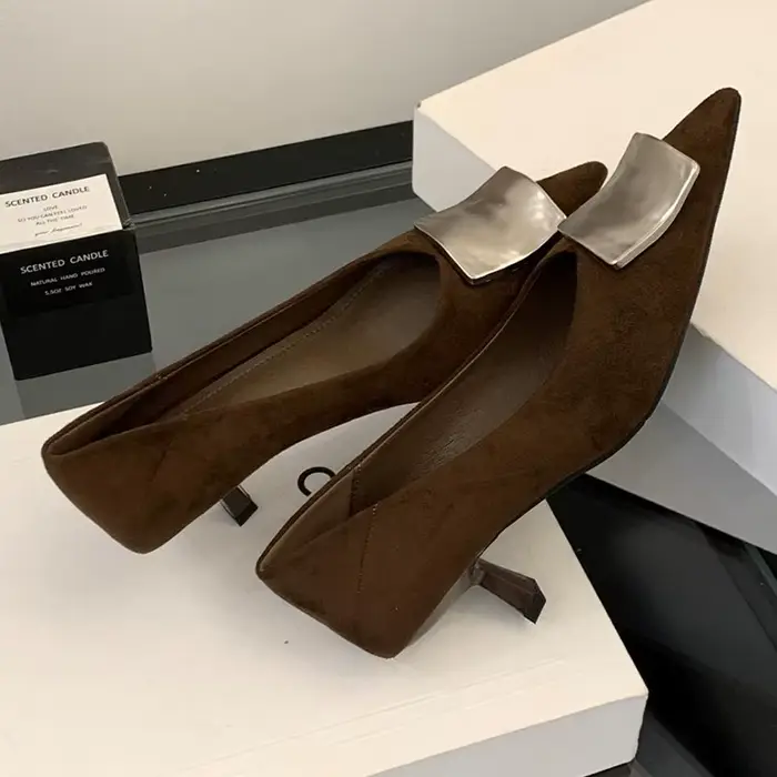 Chaussures à talons hauts pour femmes