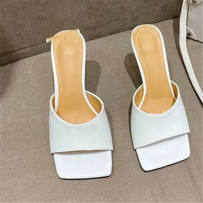 Nouveau bout carré talons hauts sandales femmes mode