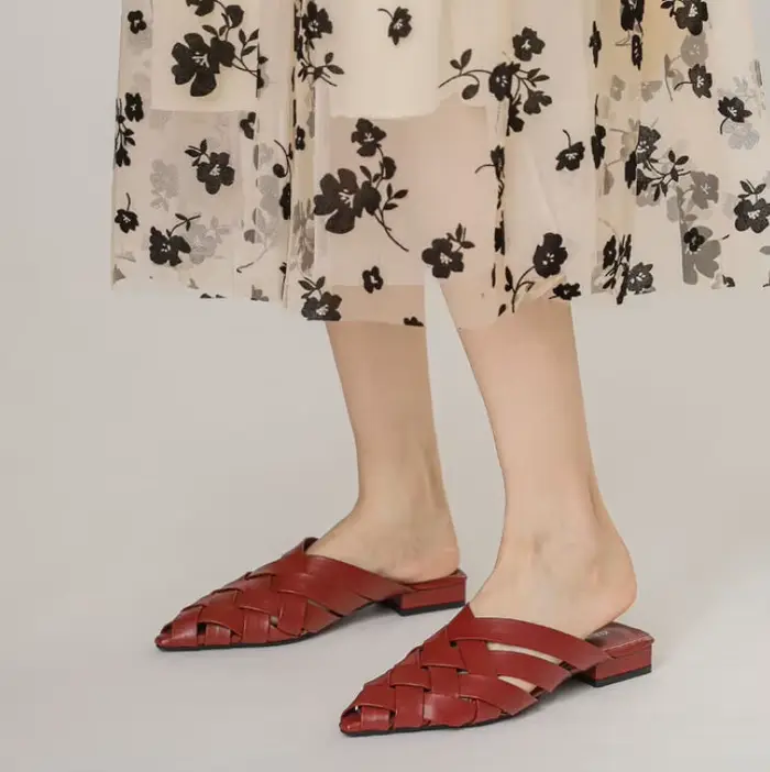 Mules tissées ajourées à bout pointu pour femme, nouvelle mode été 2026, sandales décontractées à ta