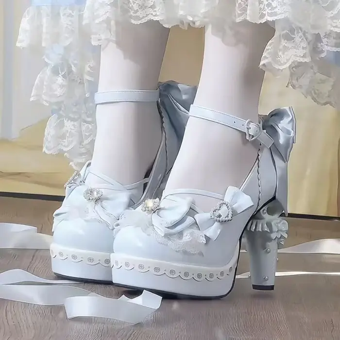 Chaussures à talons hauts Lolita originales pour filles, tarte aux œufs, cœur, grande tête ronde, ta