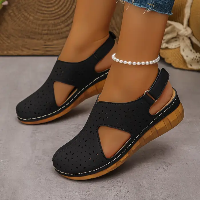 Nouvelles sandales compensées pour femmes 2026 – Design tendance encastré, chaussures de plage style