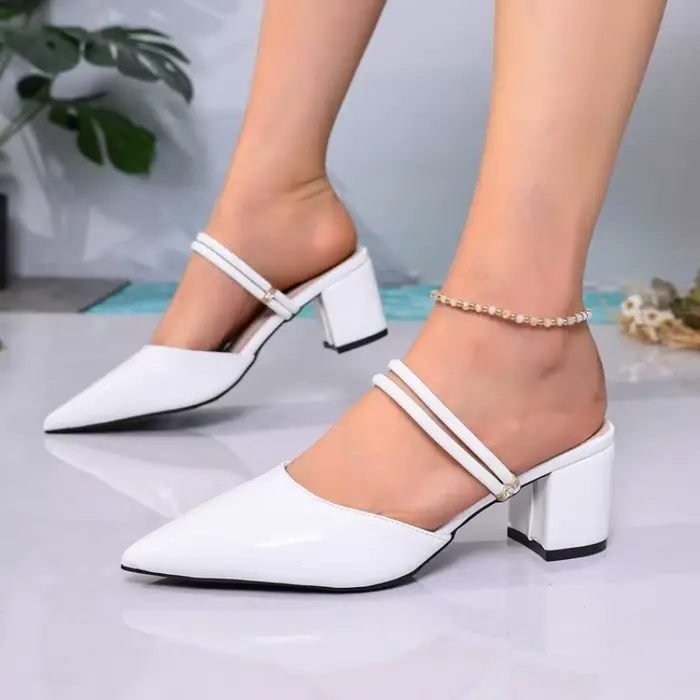 Mules pour femmes à bout pointu