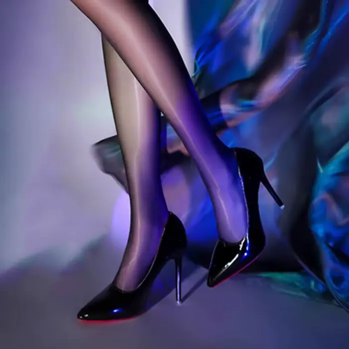 Escarpins à talons hauts et bout pointu pour femmes