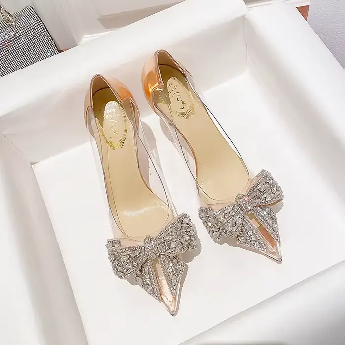 Bout pointu talons aiguilles pour femmes chaussures