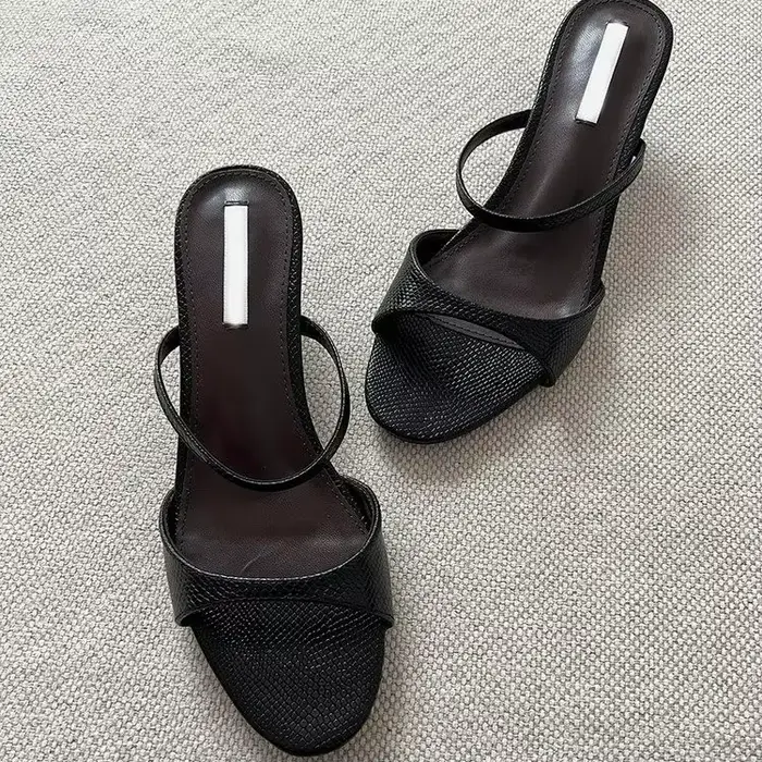 Sandales féeriques simples et élégantes pour femmes, style français à talons hauts, pour l'extérieur