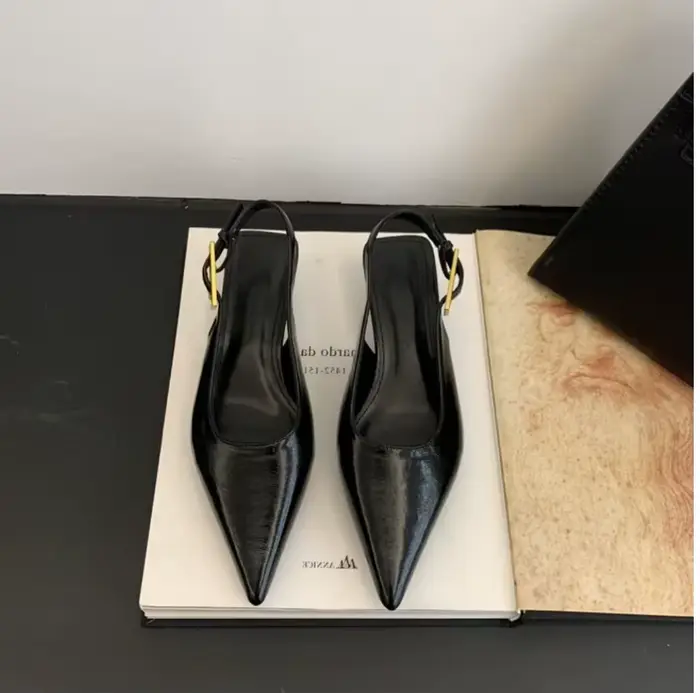 2025 été nouvelles femmes sandale mode bout pointu peu profond sans lacet dames élégantes Slingback 