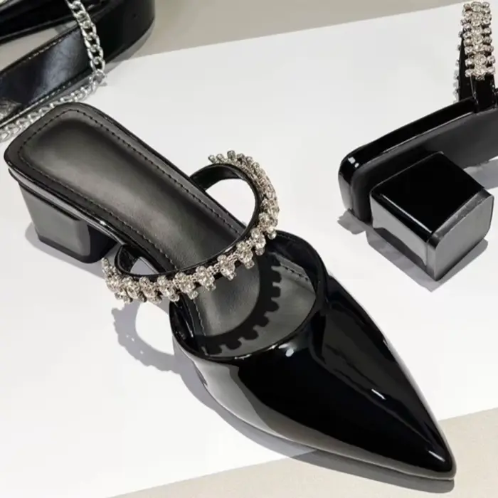 Sandales mules en cuir verni à strass, mules à talon carré à bout pointu pour femme, à enfiler, pour