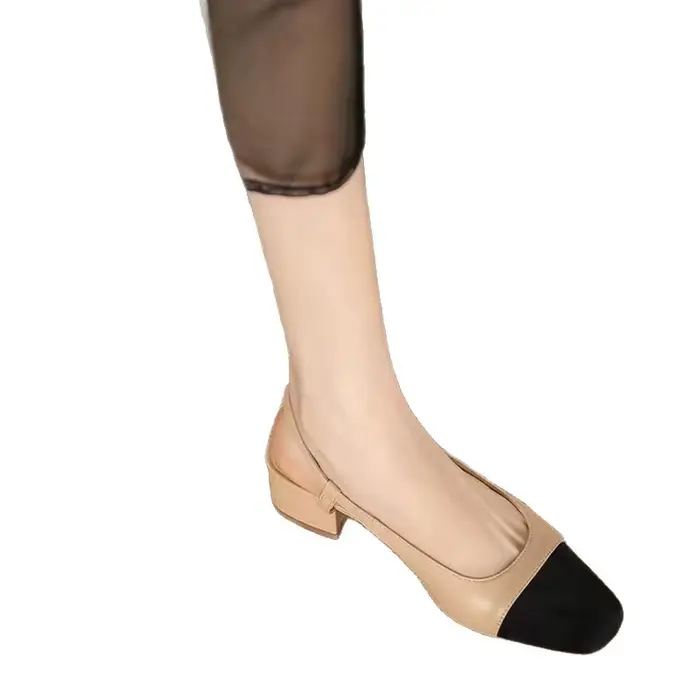 Sandales à talon moyen style français pour femme, polyvalentes, à bout ouvert, sans bride arrière, color block, à boucle, semelle en caoutchouc, pour l'été