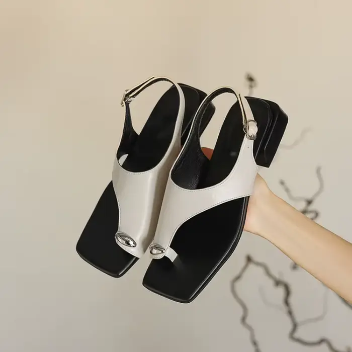 Sandales Piedmont à talons bas pour femmes