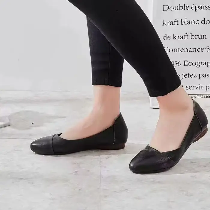 Sandales pour femmes 2026 en cuir véritable, à bout ajouré, pour femmes d'âge moyen et âgées, à seme