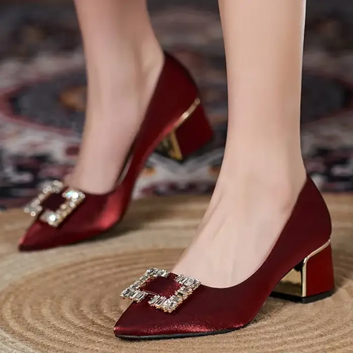Chaussures de mariage carrées en biscuits de luxe pour femmes, escarpins Parker pointus, chaussures 