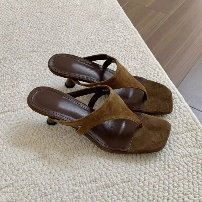 Sandales rétro minimalistes pour femmes